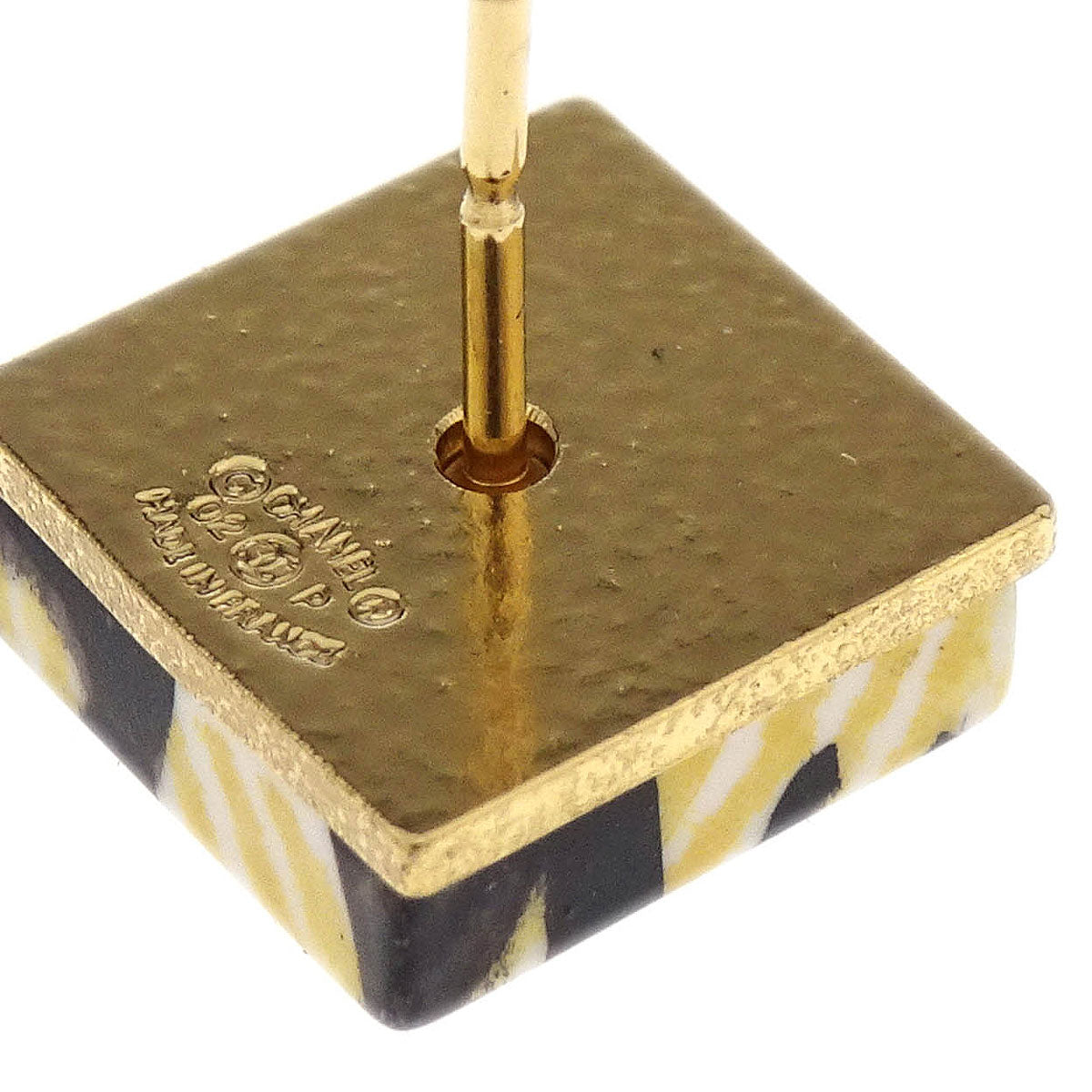 Chanel Square Piercing Earrings Gold 02P – AMORE Vintage Tokyo