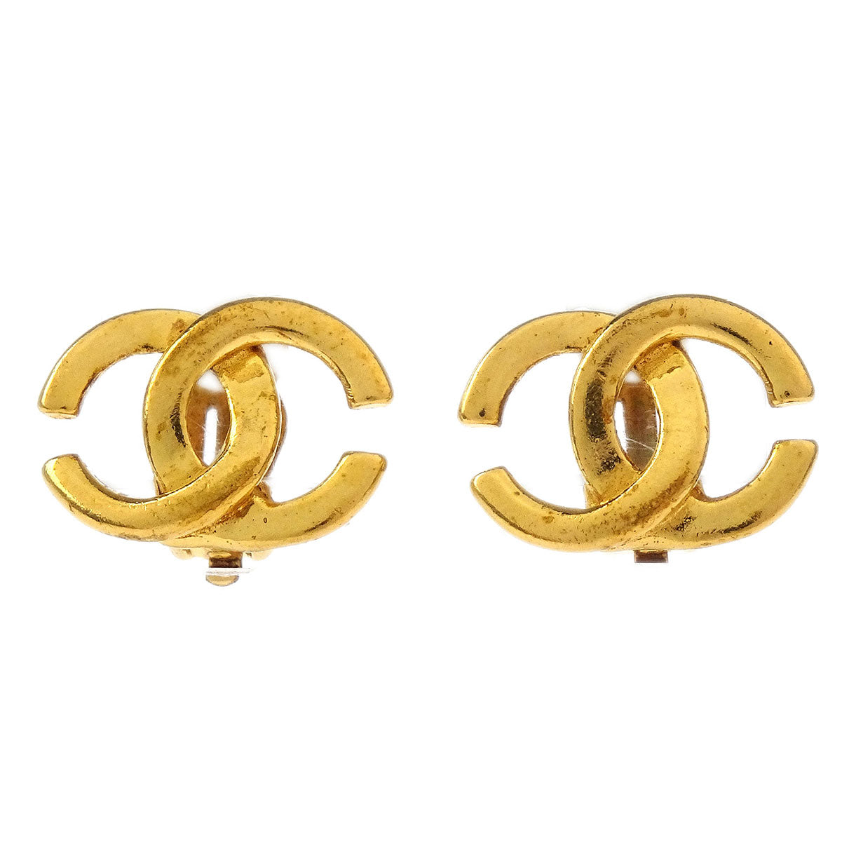 Chanel Gold CC Earrings Clip-On 01P