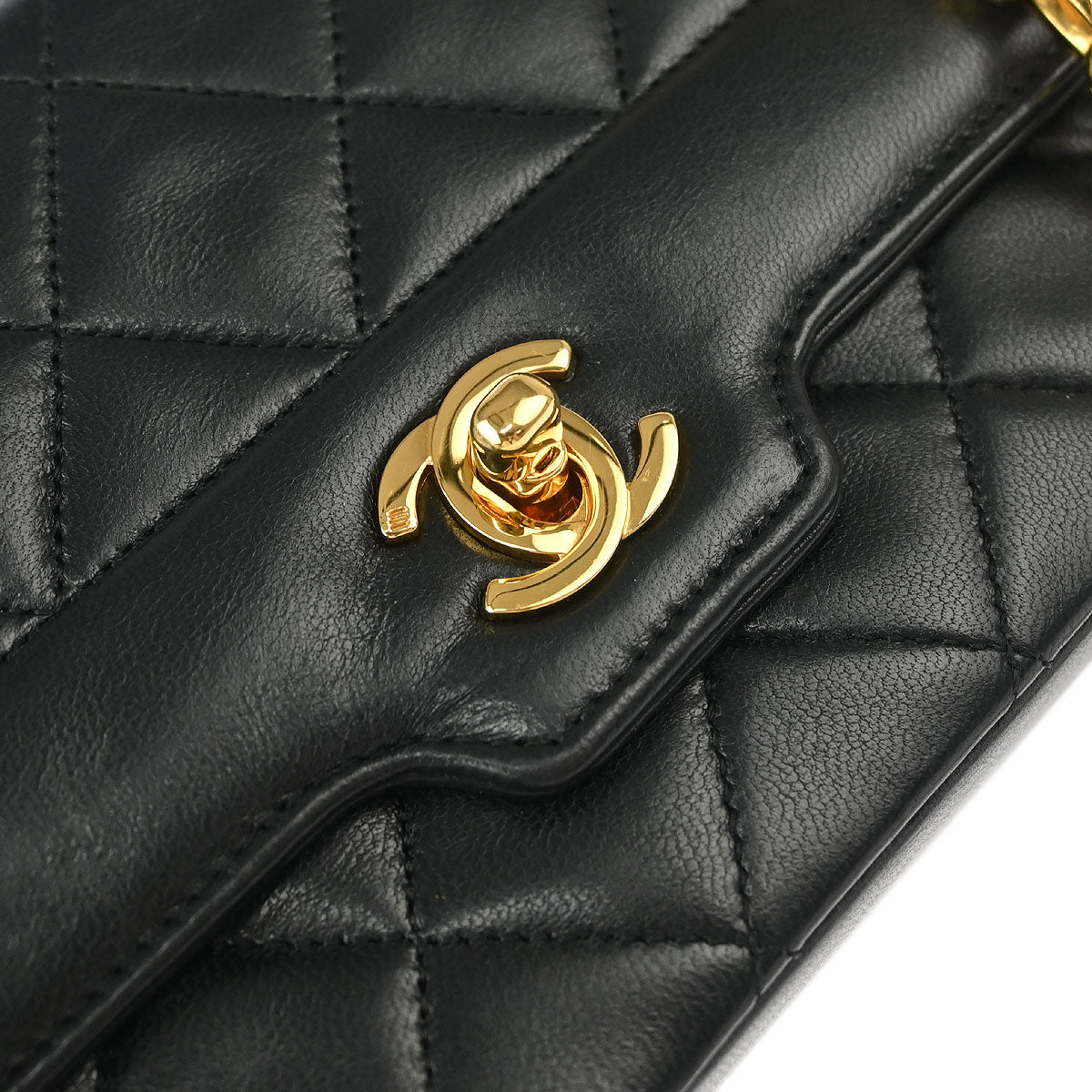 Chanel 1989-1991 Black Lambskin Single Flap Shoulder Bag