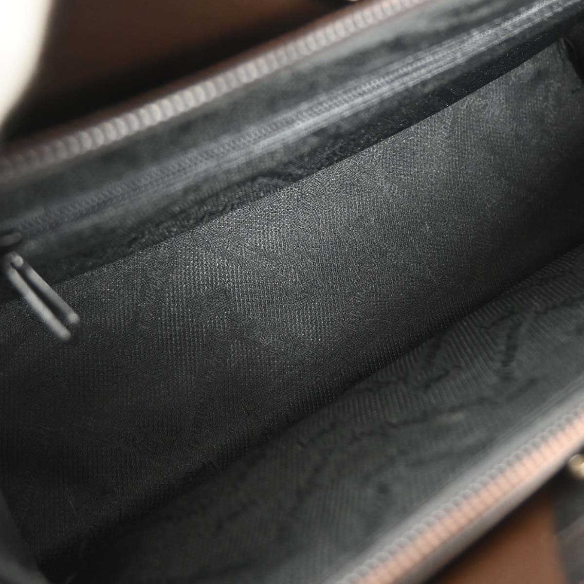 Yves Saint Laurent Black Leather 2way Shoulder Handbag
