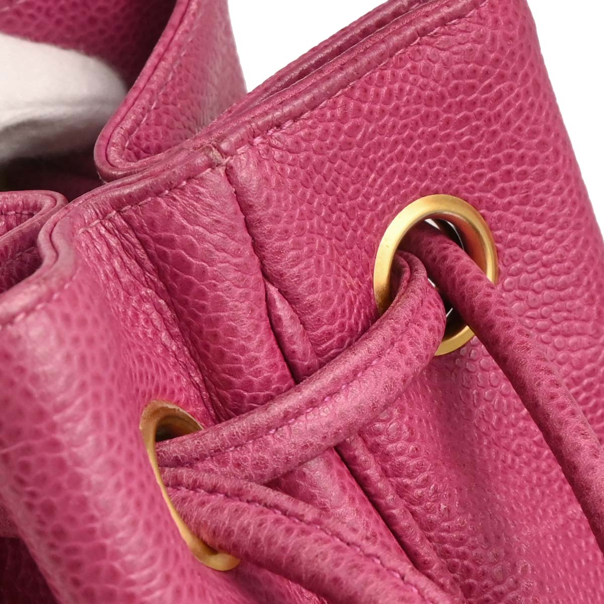 Chanel 1991-1994 Pink Caviar Bucket Drawstring Shoulder Bag