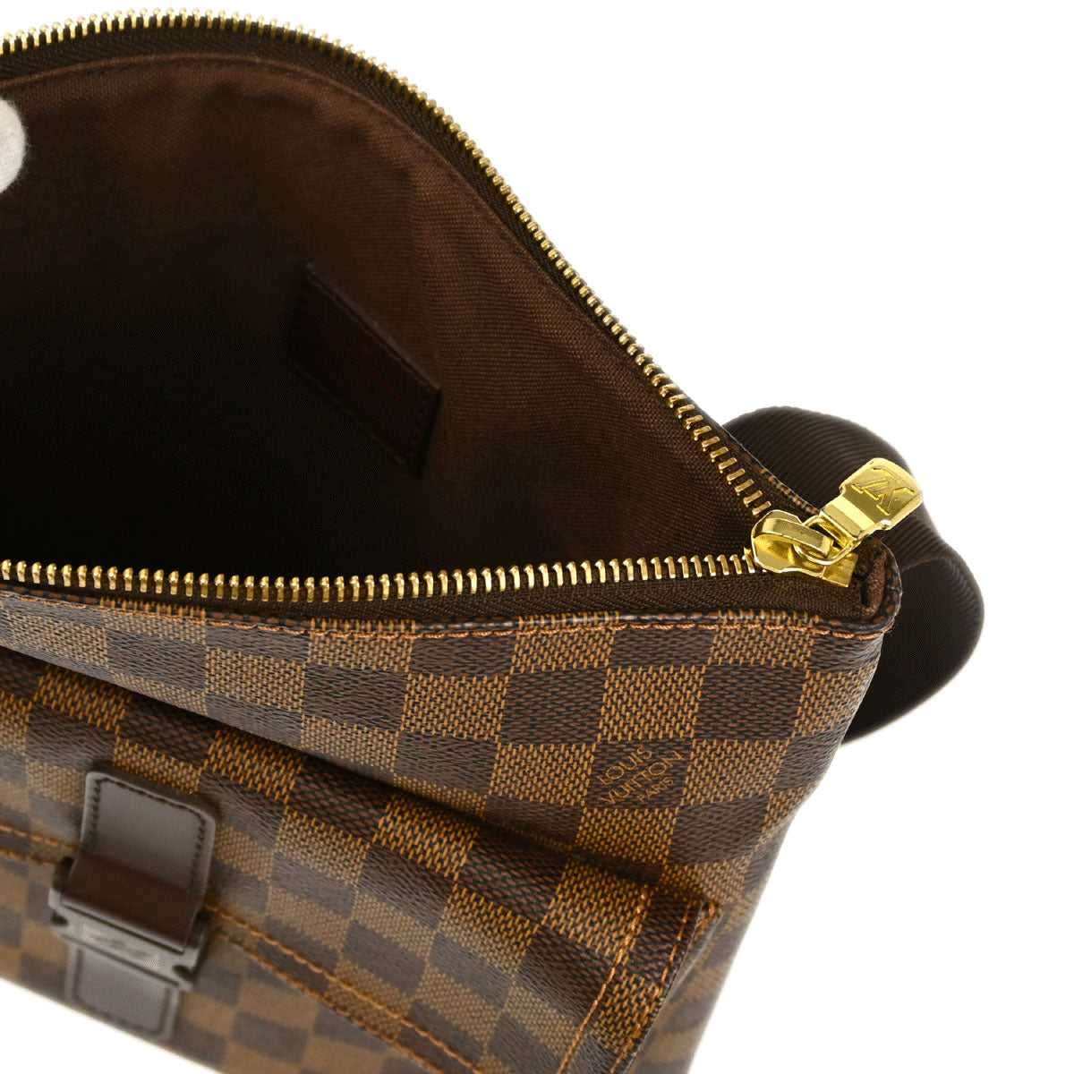 Louis Vuitton 2006 Damier Pochette Melville Shoulder Bag N51127