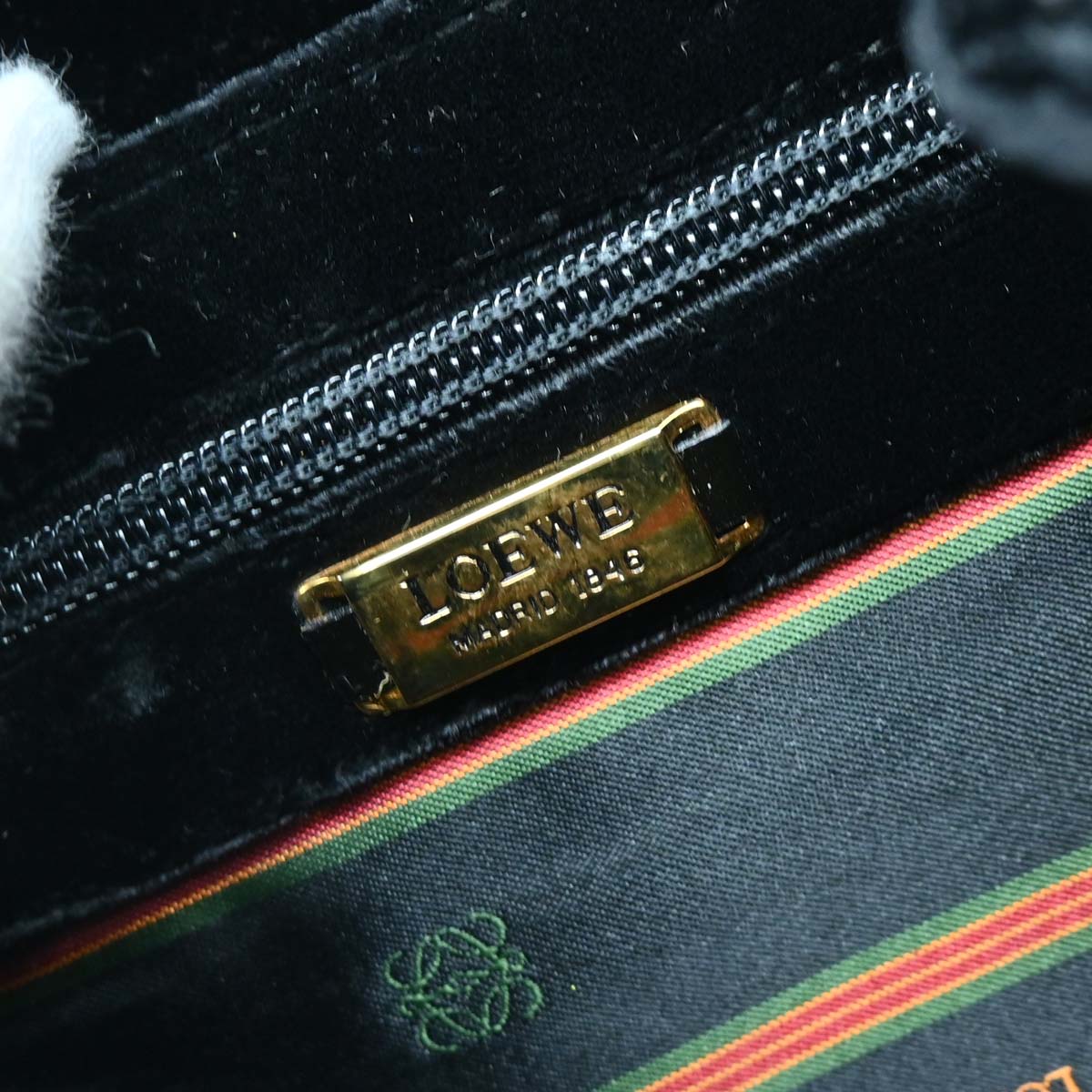 Loewe Black Velvet Patent Velazquez 2way Shoulder Handbag