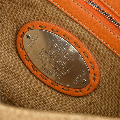 Fendi Beige Raffia Baguette Handbag