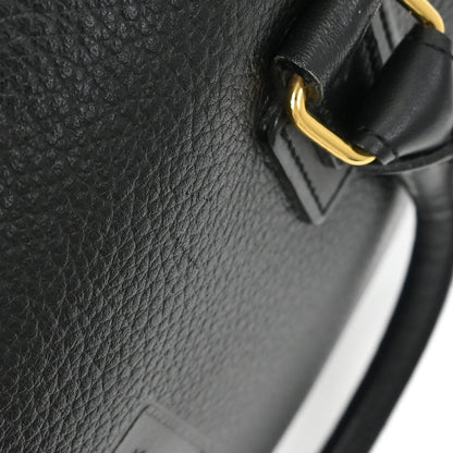 Burberrys Black Leather Handbag