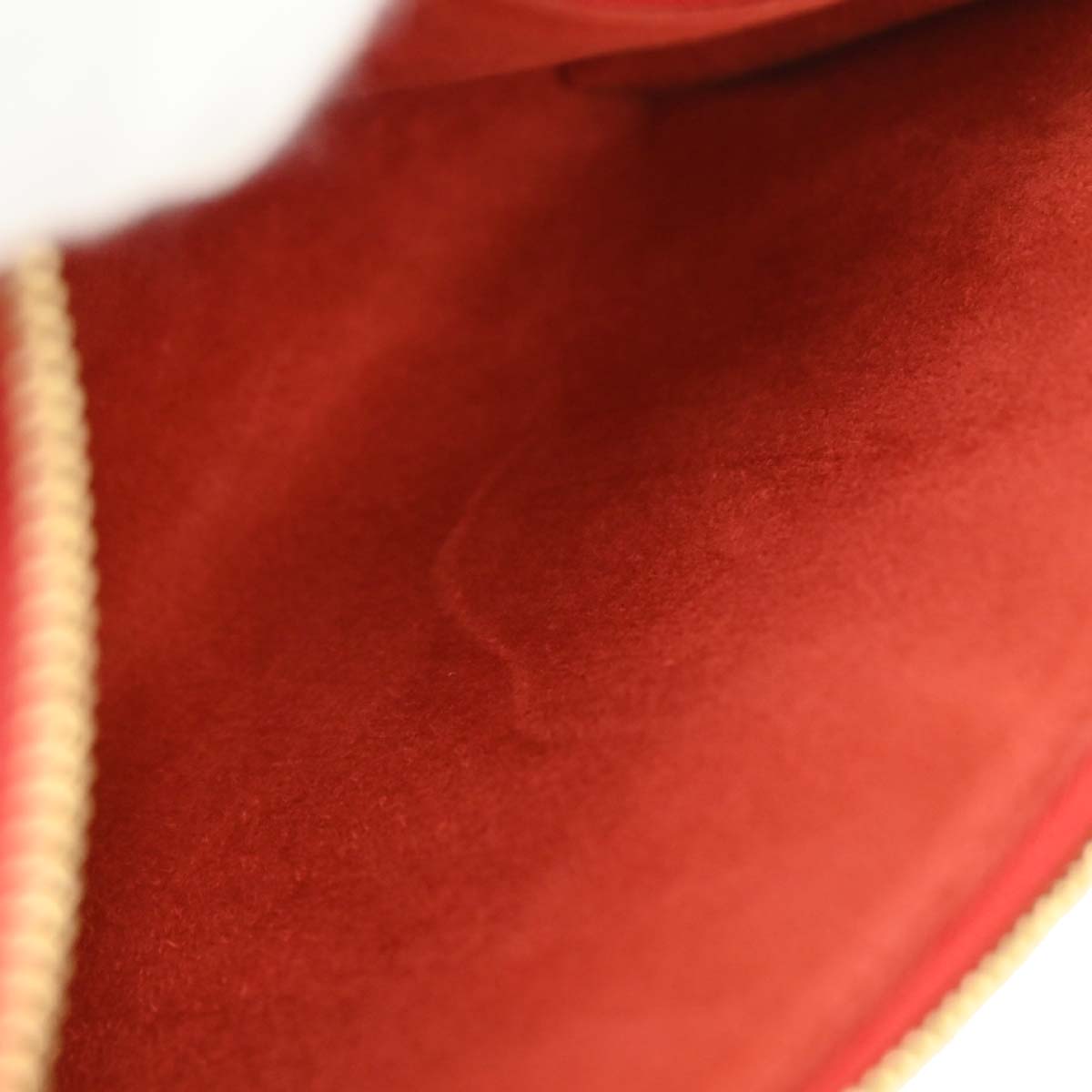 Louis Vuitton 2003 Red Epi Pochette Accessoires 24 Handbag M52947