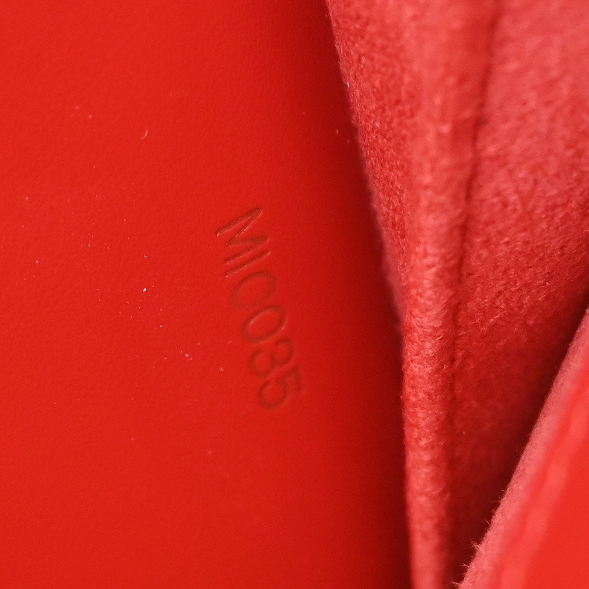 Louis Vuitton Red Epi Pont Neuf Handbag M52057