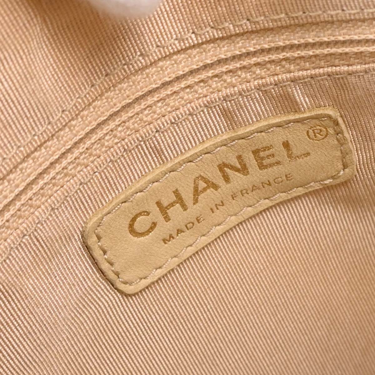 Chanel 2002-2003 Beige Caviar Handbag