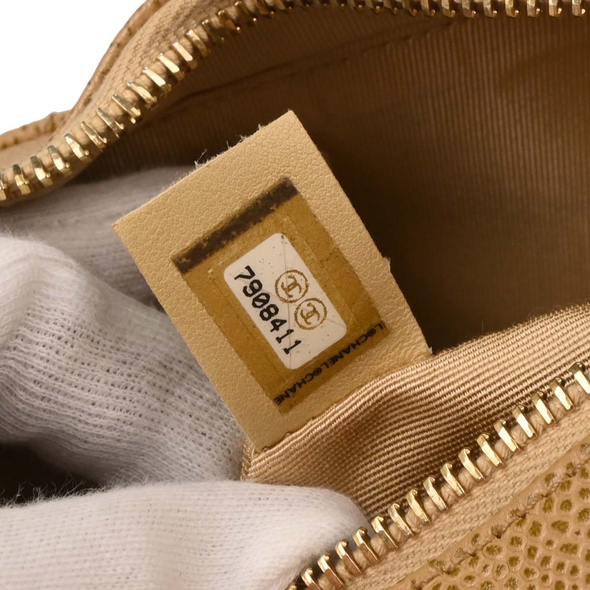 Chanel 2002-2003 Beige Caviar Handbag