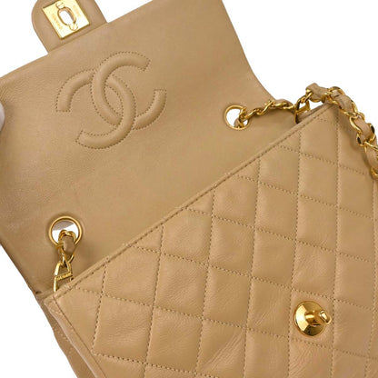 Chanel 1989-1991 Beige Lambskin Classic Square Flap Shoulder Bag