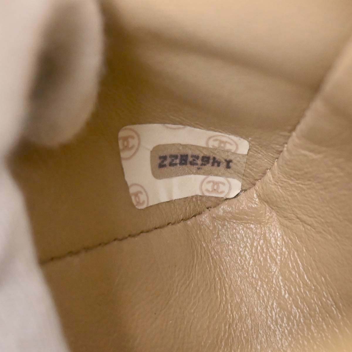 Chanel 1989-1991 Beige Lambskin Classic Square Flap Shoulder Bag
