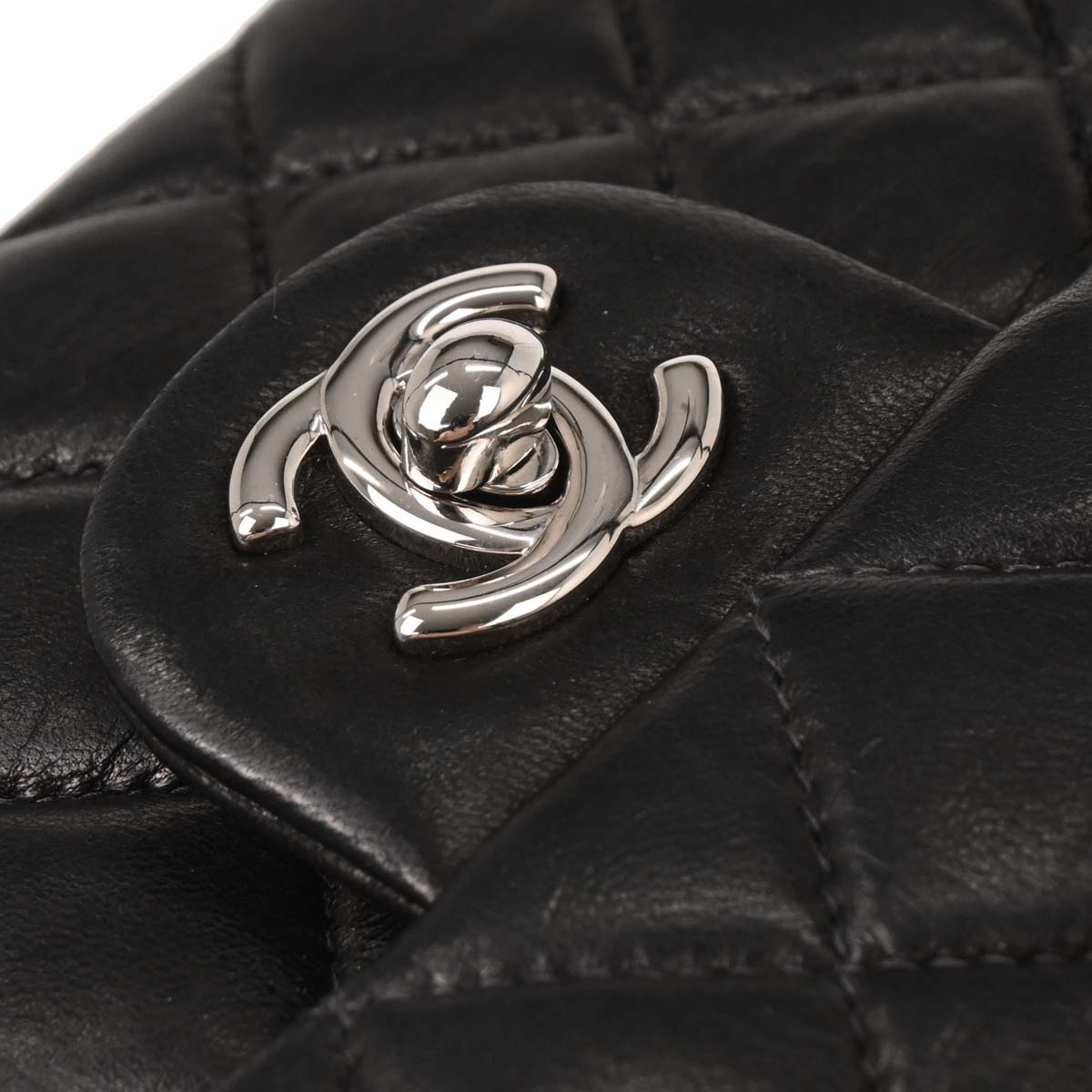 Chanel 2000-2001 Black Lambskin Mini Classic Square Flap Shoulder Bag