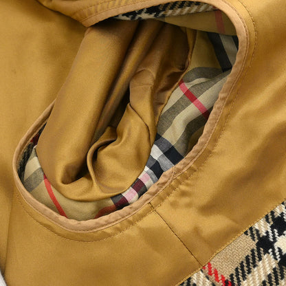 Burberrys Trench Coat Beige