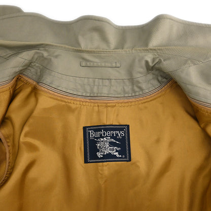 Burberrys Trench Coat Beige