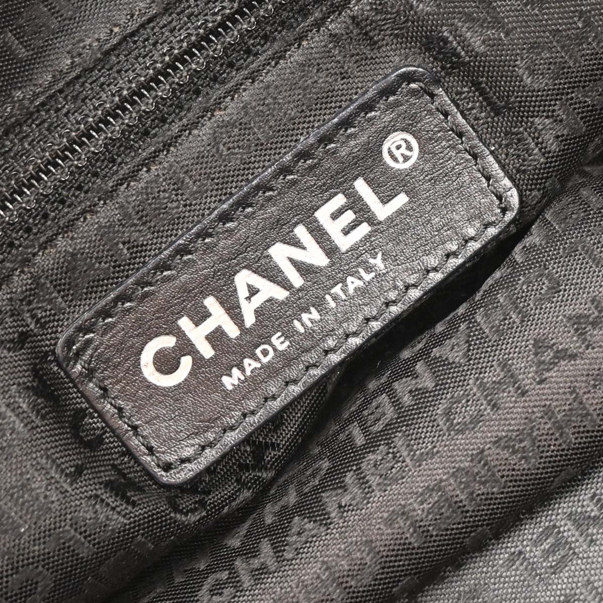 Chanel 2005-2006 Black Caviar Choco Bar Handbag