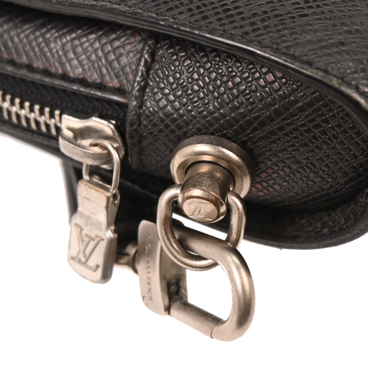 Louis Vuitton Black Taiga Baikal Clutch Handbag M30182