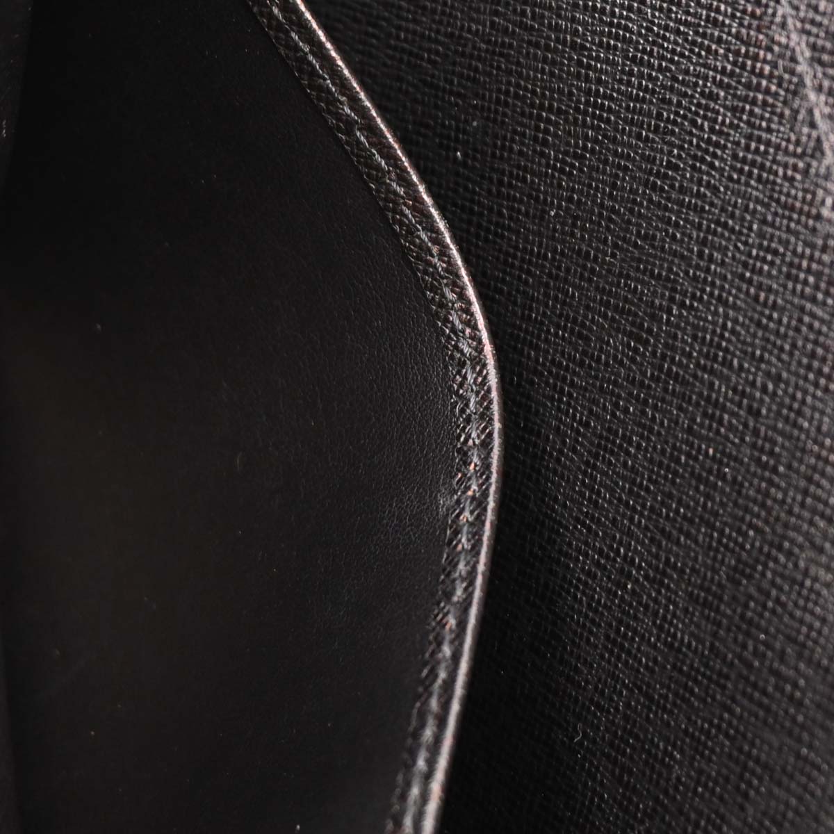 Louis Vuitton Black Taiga Baikal Clutch Handbag M30182