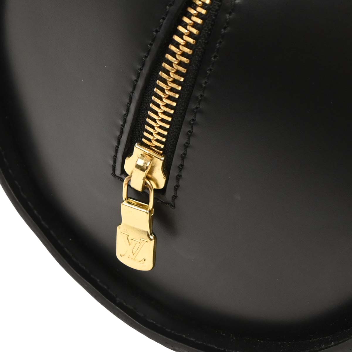 Louis Vuitton Black Epi Soufflot Handbag M52862