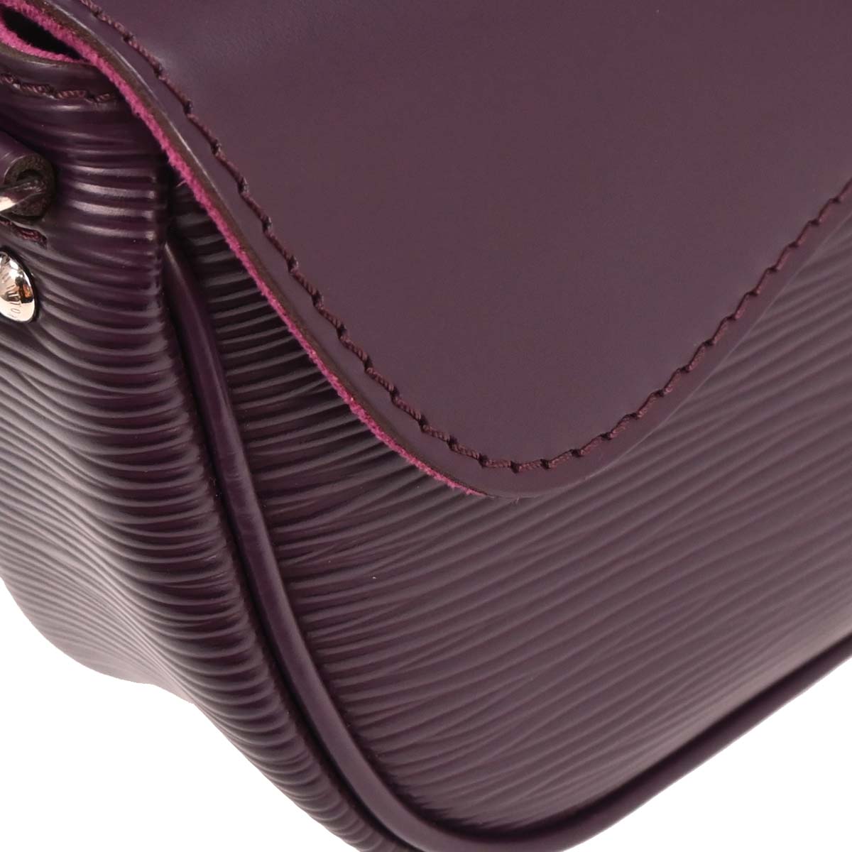 Louis Vuitton Purple Epi Pochette Montaigne Handbag M5929K