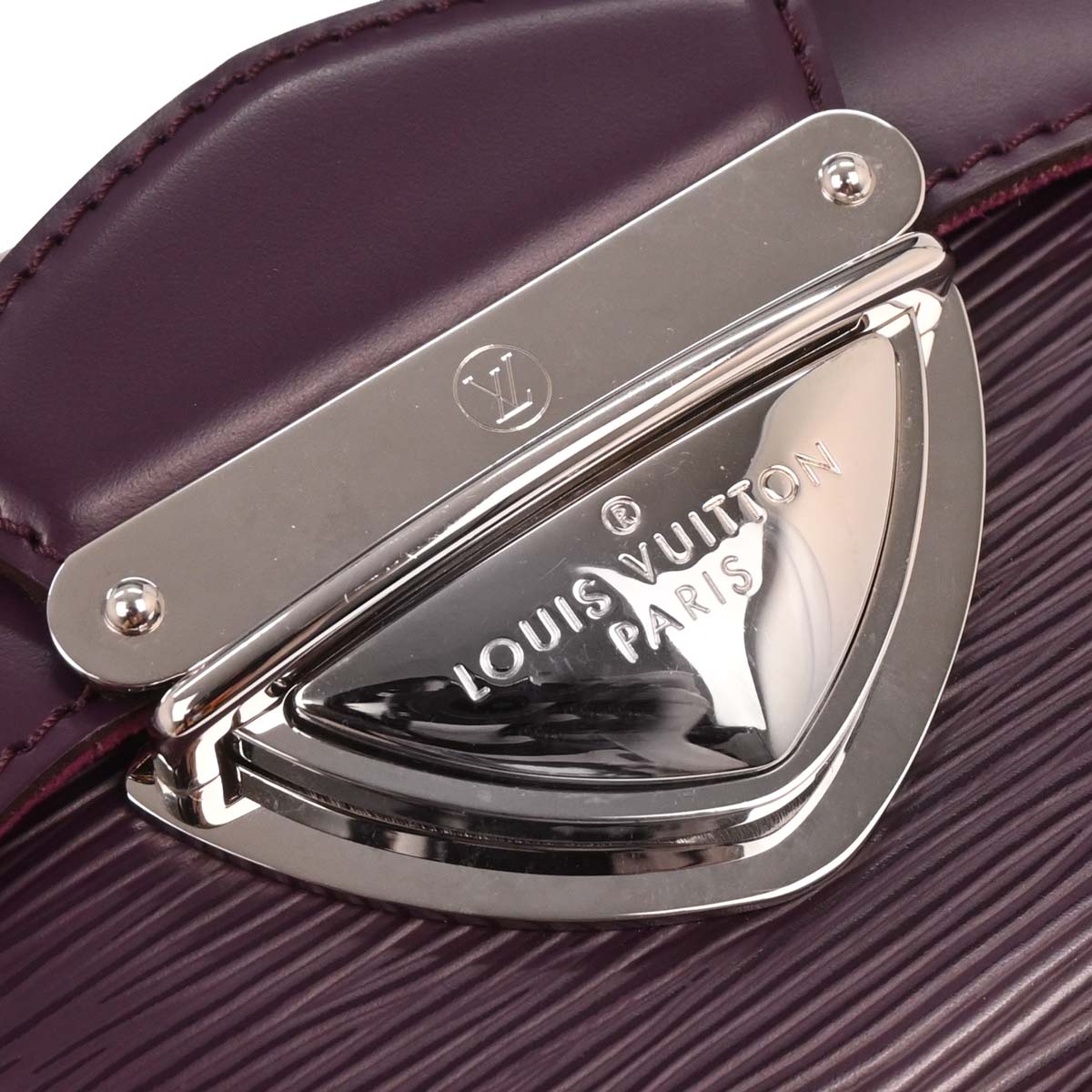 Louis Vuitton Purple Epi Pochette Montaigne Handbag M5929K