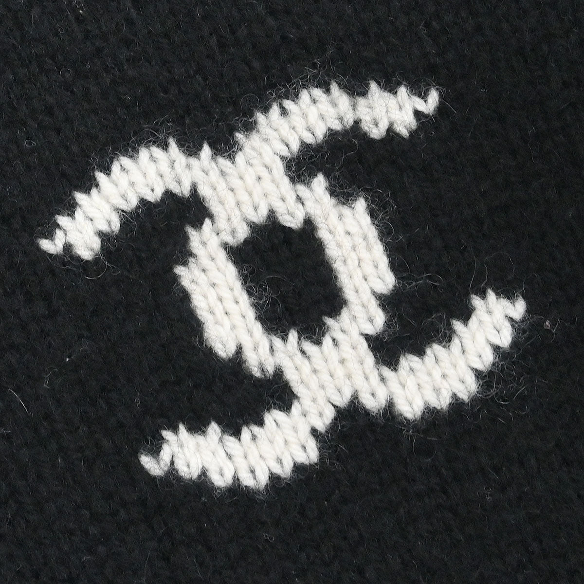Chanel Sweater Black #42