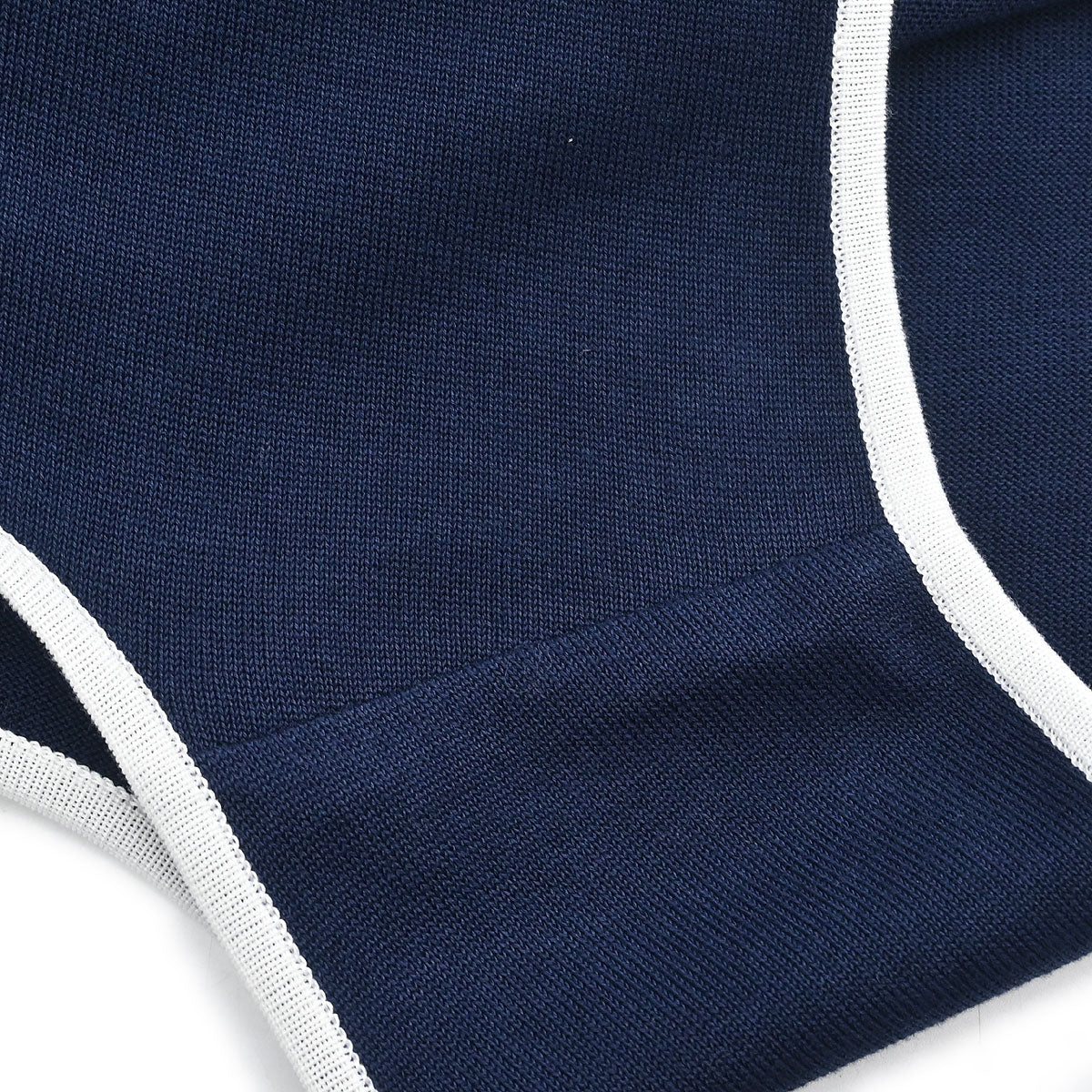 Chanel 1996 Sleeveless Top Navy #40