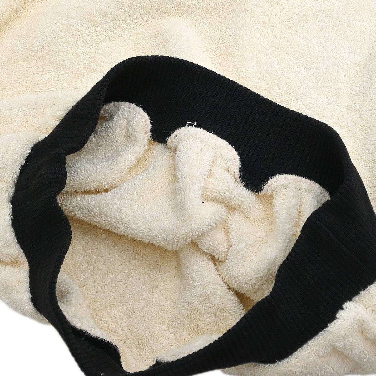 Chanel Sweater Off-white