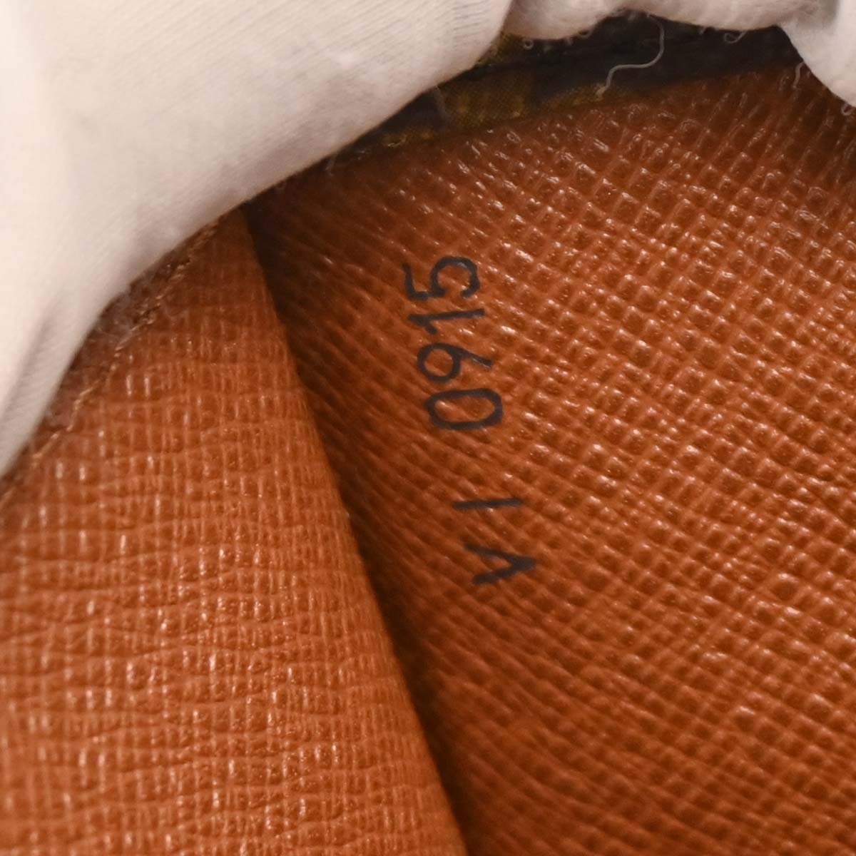 Louis Vuitton 1995 Monogram Pochette Rabat 23 Clutch Bag M51940