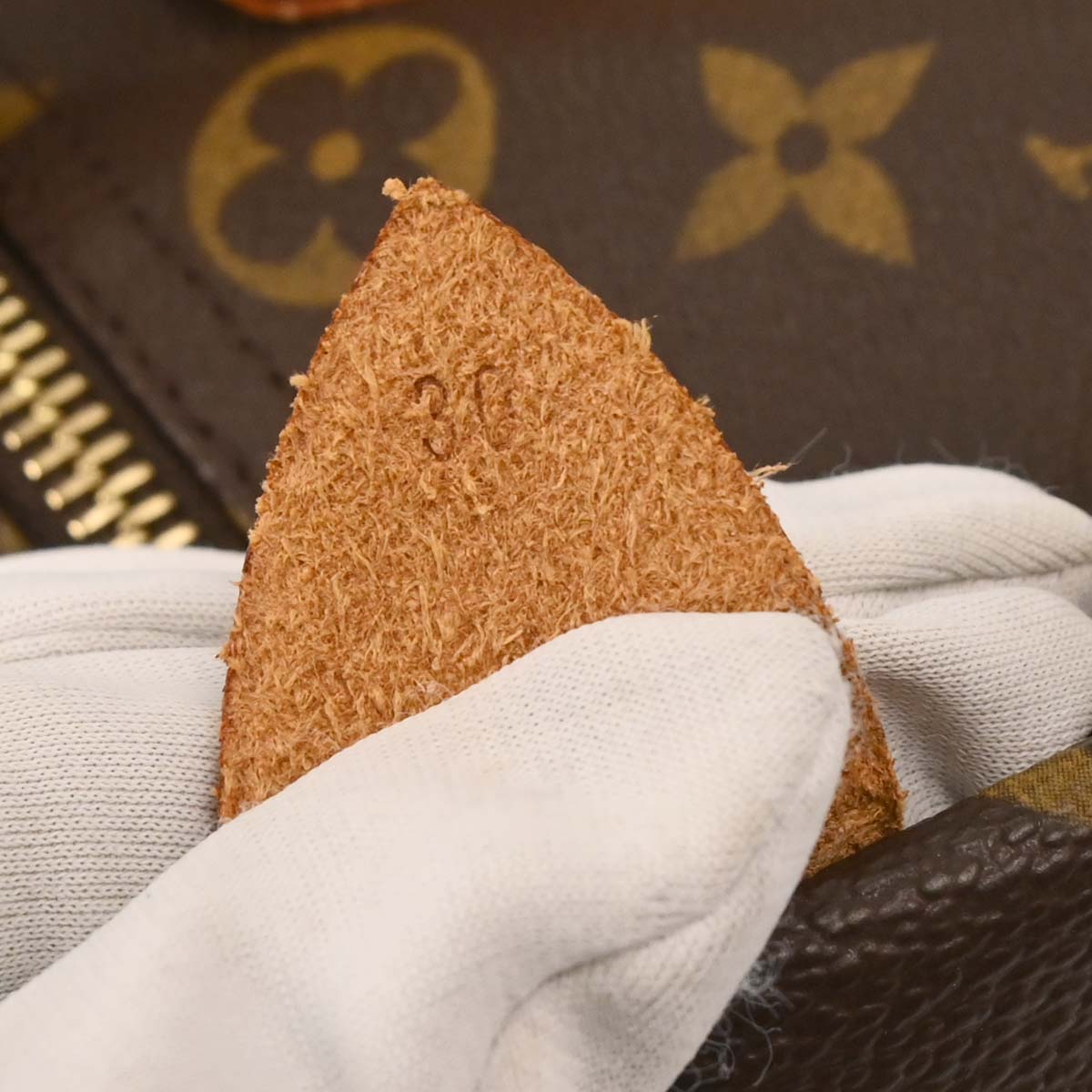 Louis Vuitton 2003 Monogram Speedy 30 Handbag M41526