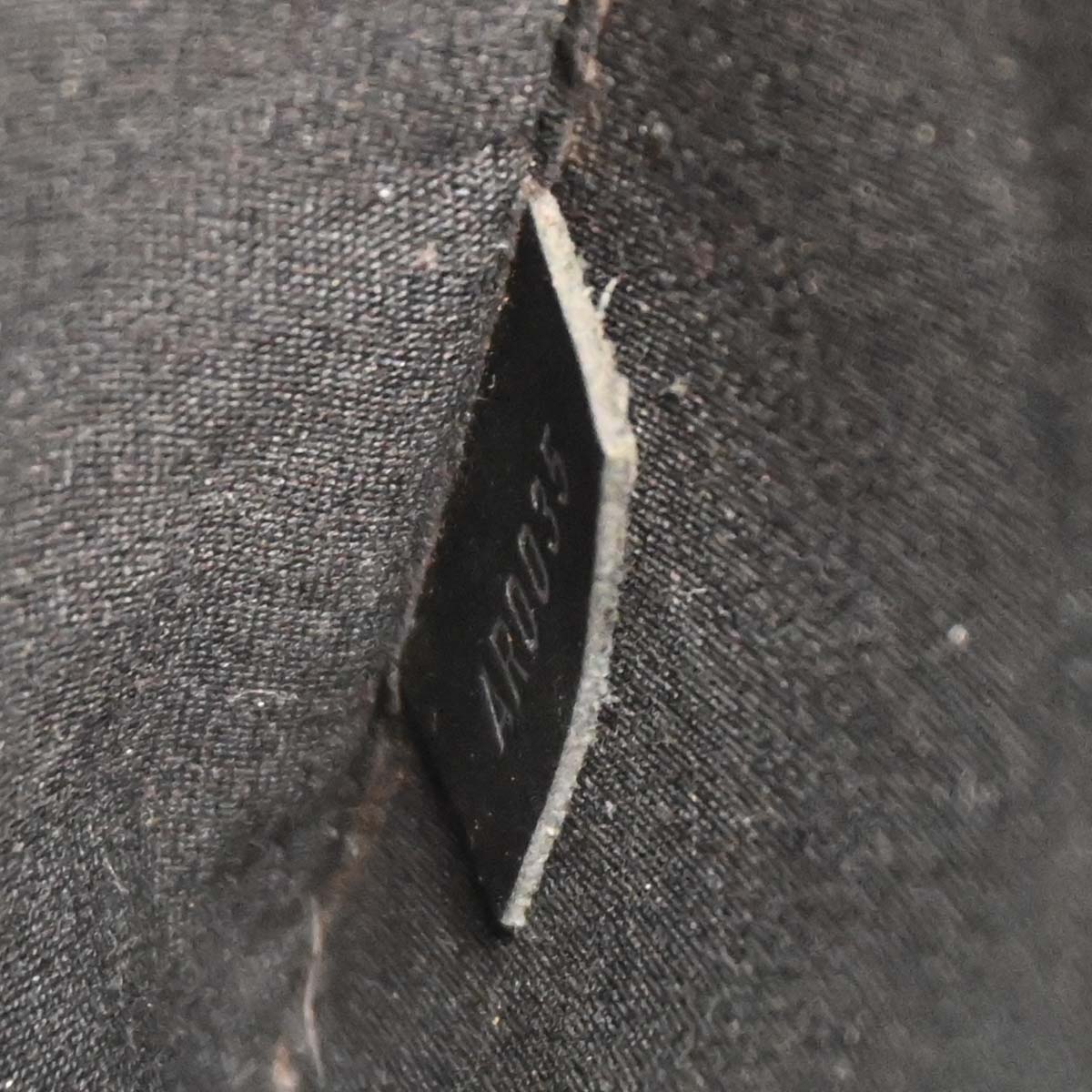 Louis Vuitton Black Epi Seguur MM Shoulder Bag M58862