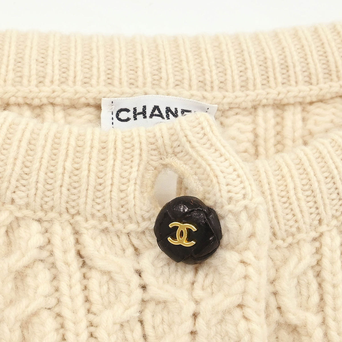 Chanel Cardigan Fisherman Off-white