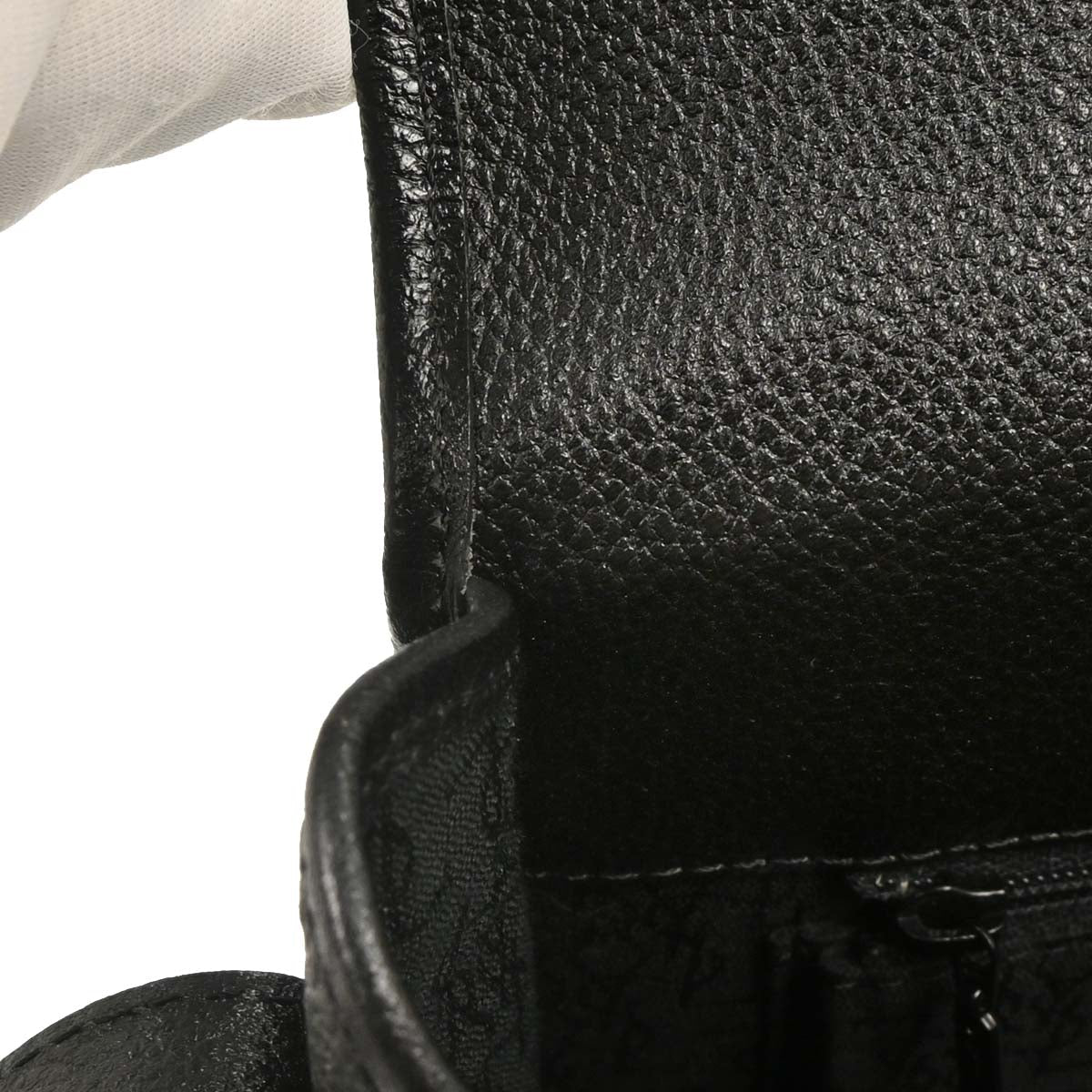 Yves Saint Laurent Black Shoulder Bag