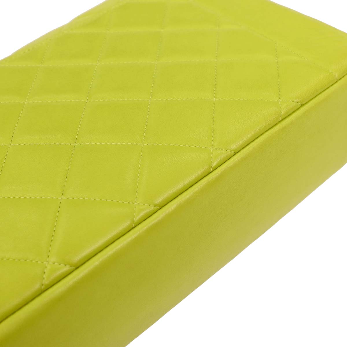 Chanel 1996-1997 Light Green Lambskin Medium Diana Shoulder Bag