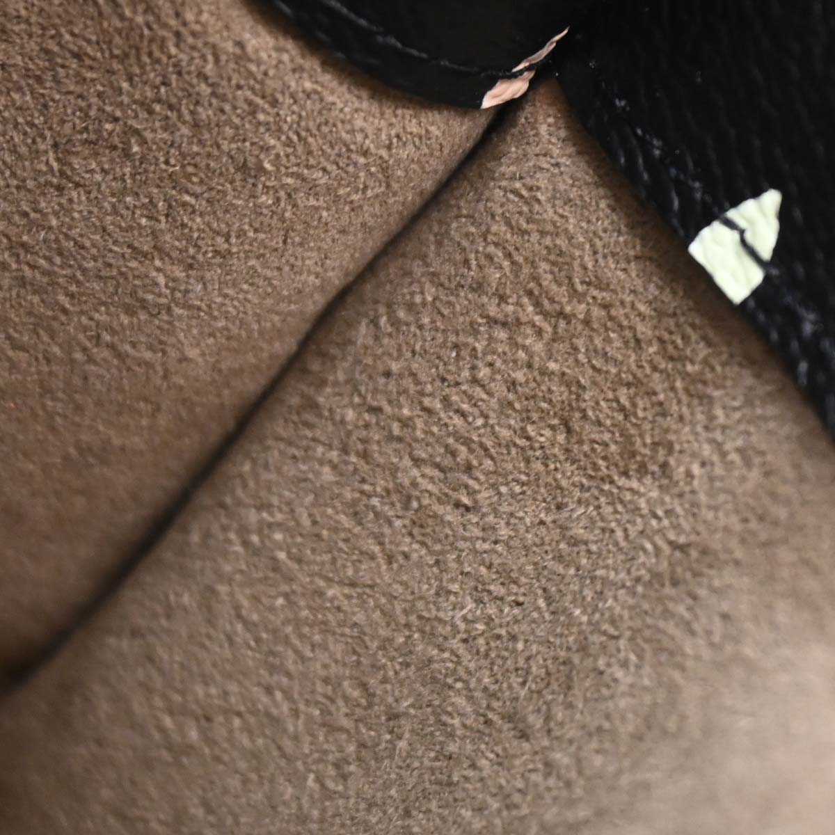 Louis Vuitton Black Eye Love Monogram Sac Rabat Eye Need You M92050
