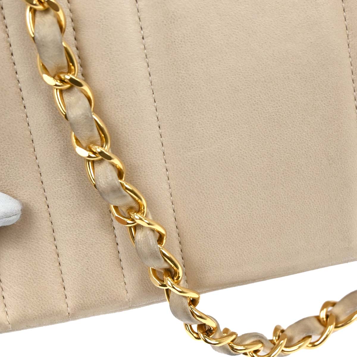 Chanel 1991-1994 Off-white Lambskin Small Classic Double Flap Shoulder Bag