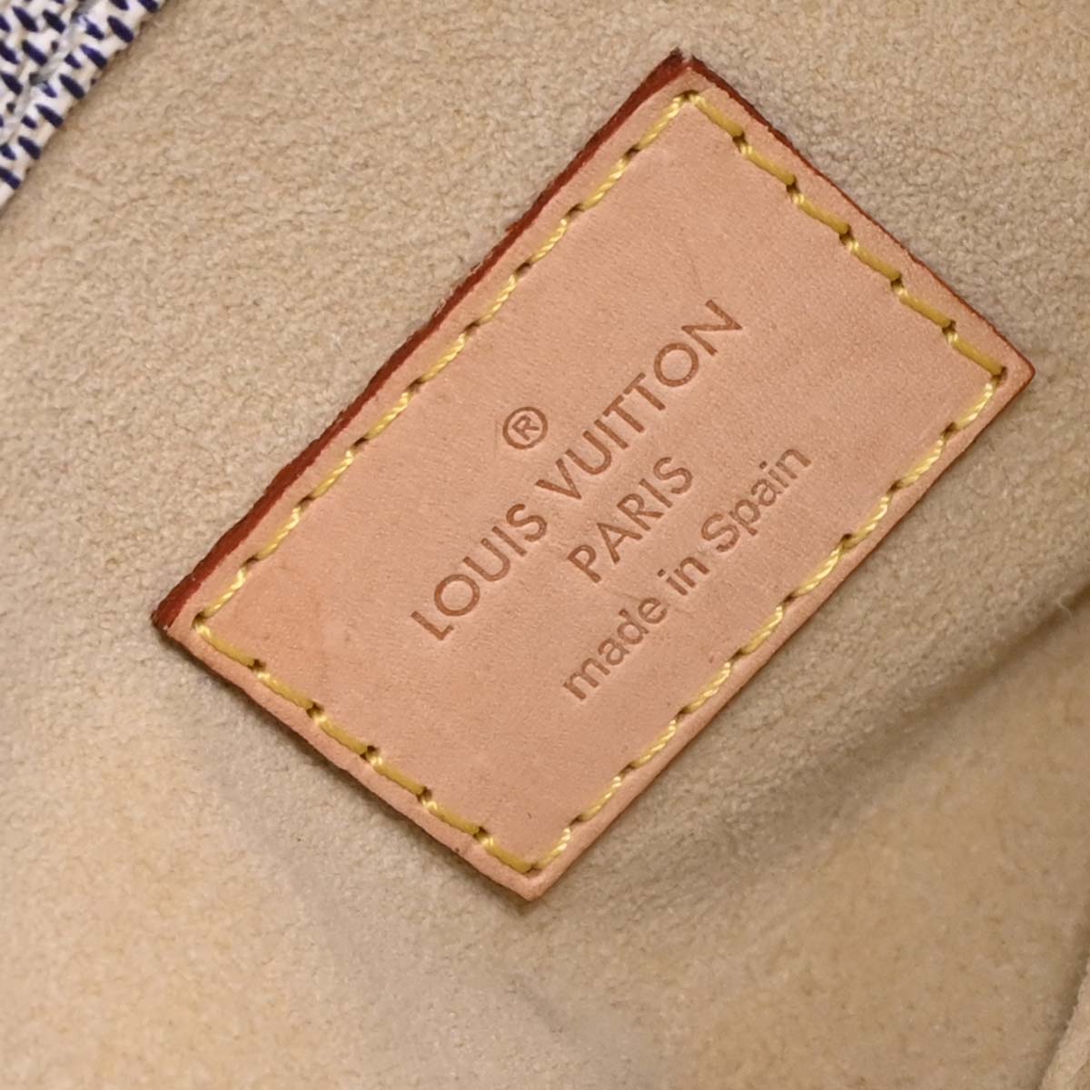 Louis Vuitton Damier Azur Artsy MM Handbag N41174