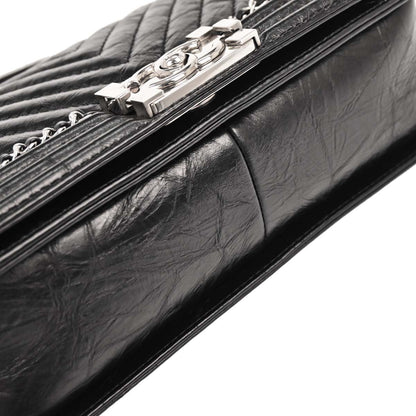 Boy Chanel 2017-2018 Black Calfskin Chevron Medium Shoulder Bag