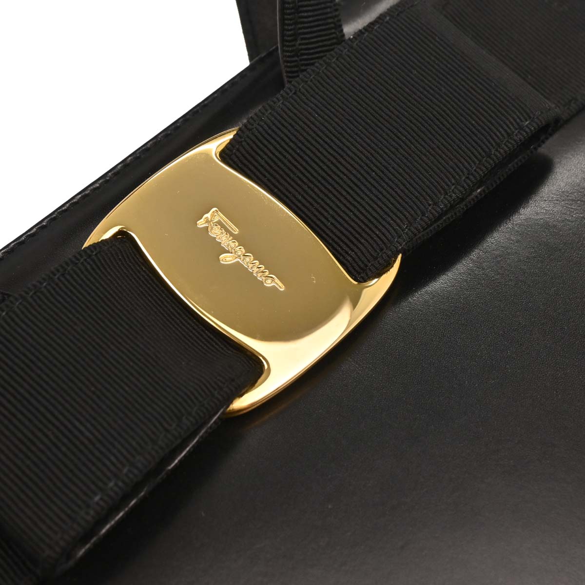 Salvatore Ferragamo Black Vara Bow 2way Shoulder Handbag