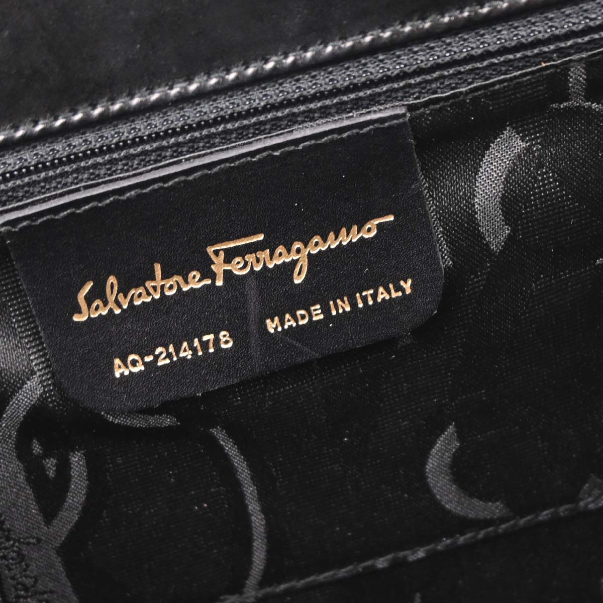 Salvatore Ferragamo Black Vara Bow 2way Shoulder Handbag