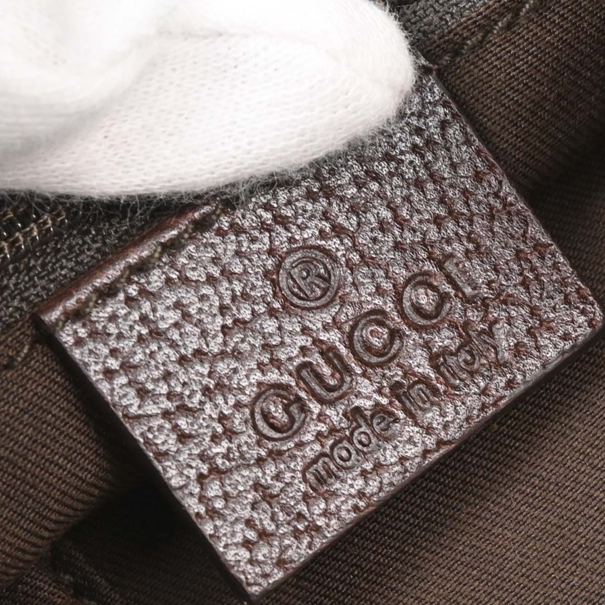 Gucci Beige GG Hobo Abbey D Ring Handbag