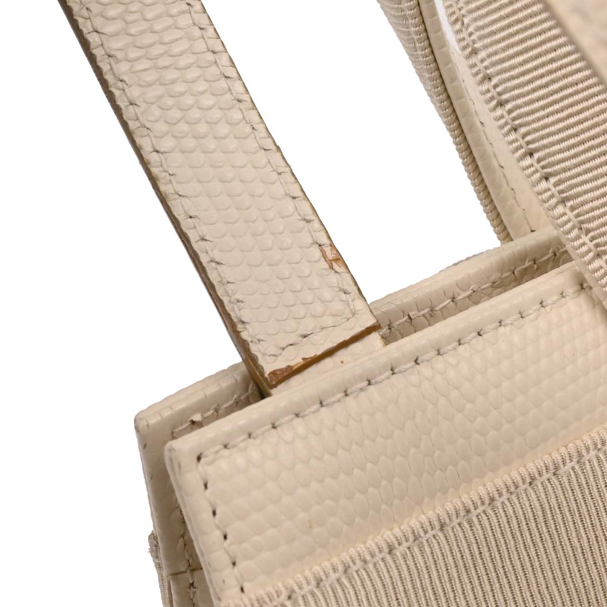 Salvatore Ferragamo * White LeaVara Bow 2way Shoulder Handbag