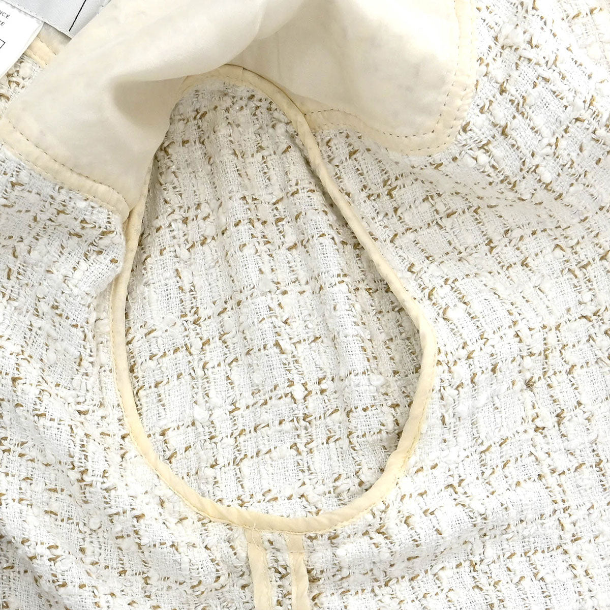 Chanel 2001 Single Breasted Jacket White #42