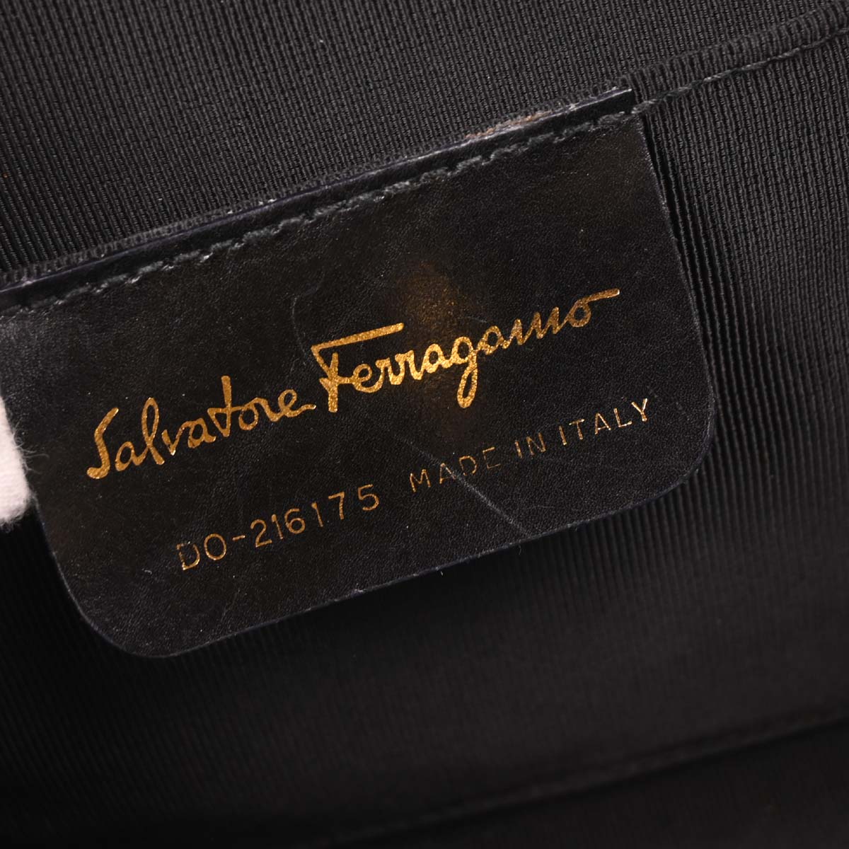 Salvatore Ferragamo Beige Ratan Gancini Shoulder Bag