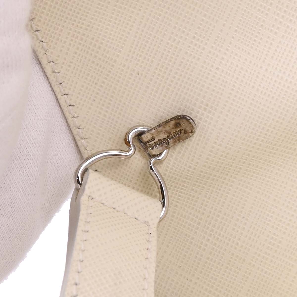 Salvatore Ferragamo Ivory Gancini 2way Shoulder Handbag