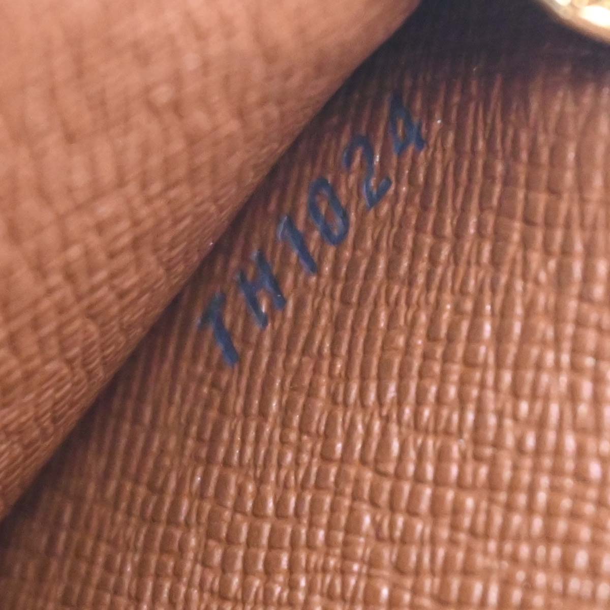 Louis Vuitton Monogram Pochette Porte Monnaie Credit M61726