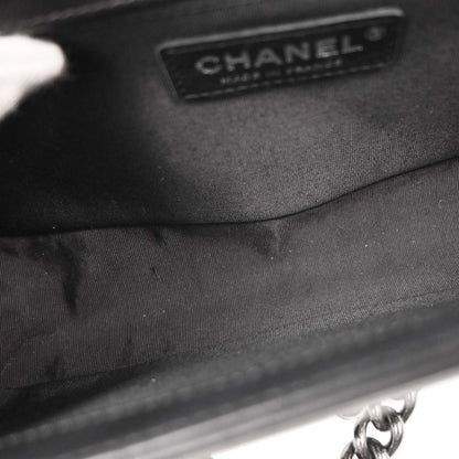 Boy Chanel Black Lambskin Chevron Medium Shoulder Bag