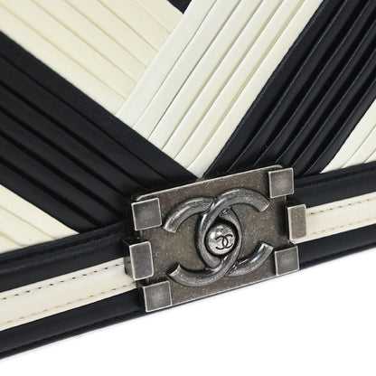 Boy Chanel 2017 Black Chevron Lambskin Small Chain Shoulder Bag