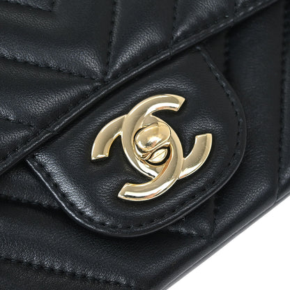 Chanel 2019 Black Lambskin Chevron Mini Classic Square Flap Shoulder Bag 17