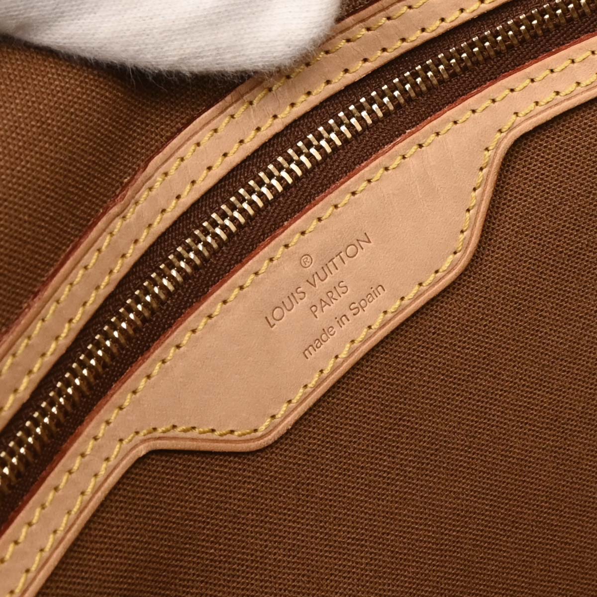 Louis Vuitton Monogram Abbesses Messenger Bag M45257