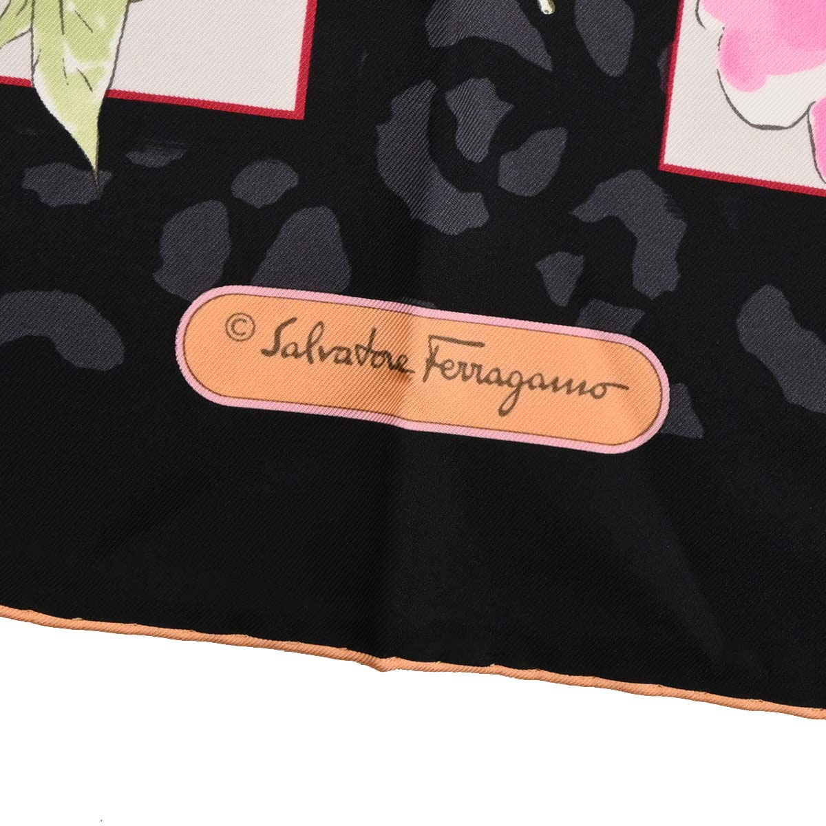 Salvatore Ferragamo Black Scarf Small Good